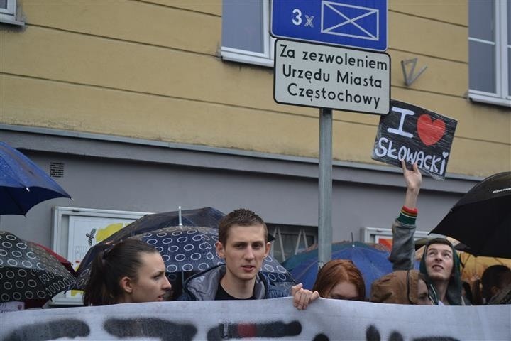 Częstochowa: Protest w obronie I Liceum Ogólnokształcącego...