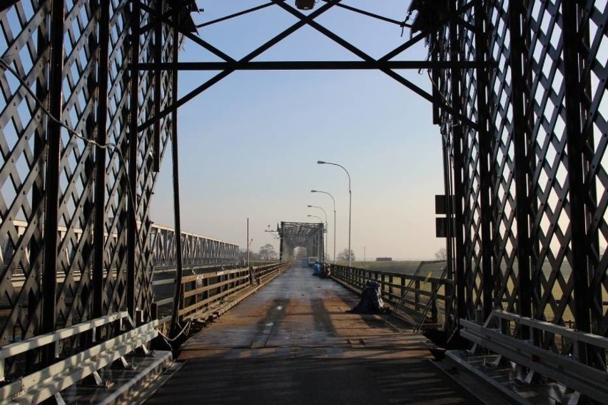 Tczewski most w remoncie