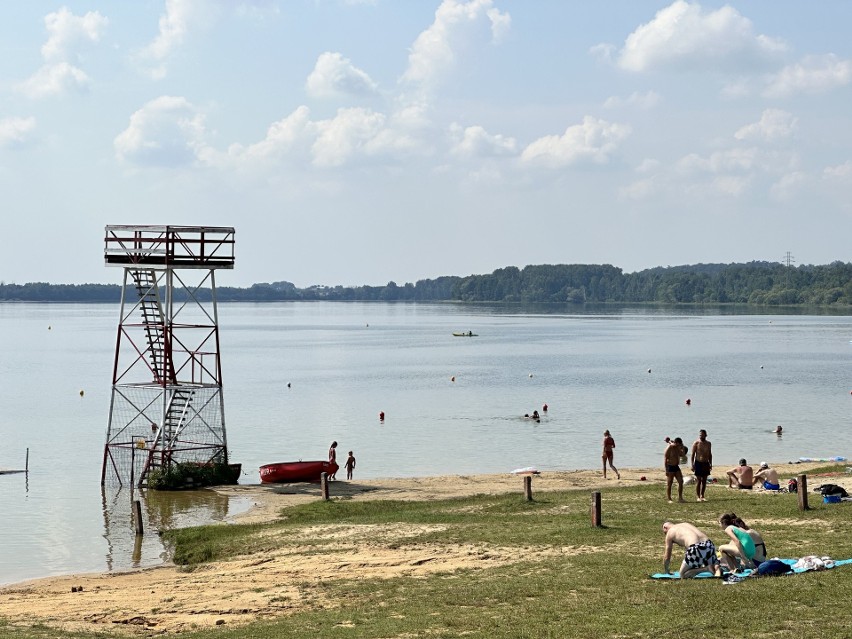 Jezioro Pławniowice - plaża nie zawsze jest przepełniona