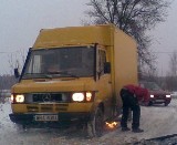 Atak zimy: drogi powiatu radomskiego przejezdne