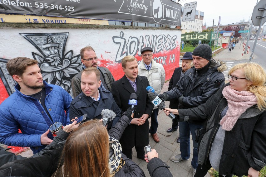 Młodzież Wszechpolska przygotowała mural w Białymstoku...