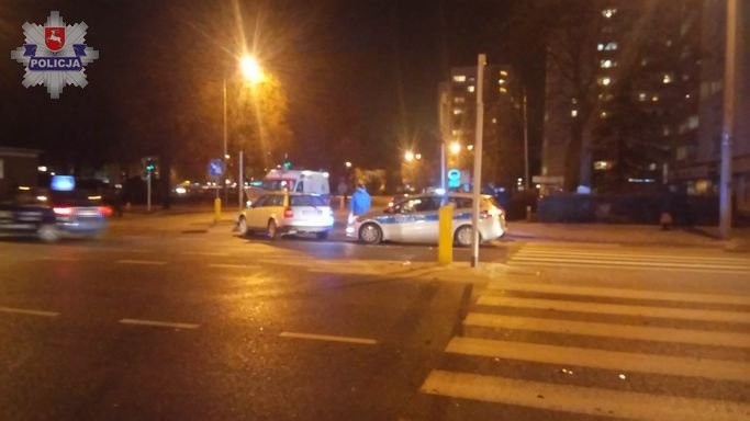 Kolizja w Puławach: Zderzenie samochodów na skrzyżowaniu (WIDEO)