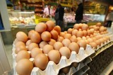 Ceny jajek na Wielkanoc 2019 w sklepach największych sieci handlowych - sprawdź, ile kosztują kurze jaja [BIEDRONKA, LIDL, CARREFOUR, TESCO]
