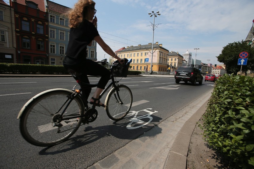 We Wrocławiu narasta konflikt na linii rowerzyści -...