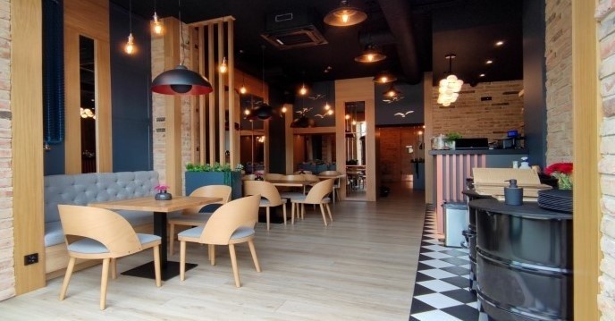 Białystok. Enklawa Cafe Canteen Bar, nowa restauracja w samym centrum miasta [zdjęcia]