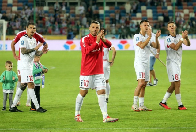 Lukas Podolski jesienią strzelił Ruchowi gola na wagę zwycięstwa Górnika.Zobacz kolejne zdjęcia. Przesuwaj zdjęcia w prawo - naciśnij strzałkę lub przycisk NASTĘPNE