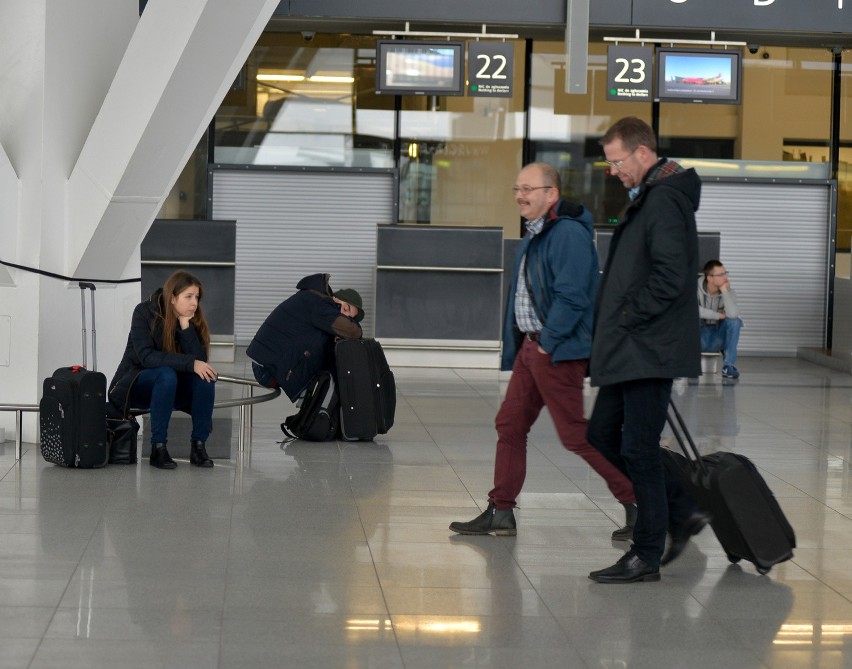 Trudny piątek na lotnisku w Gdańsku