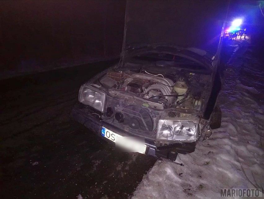 Zderzenie mercedesa z volkswagenem trasie Krasiejów-Kadłub
