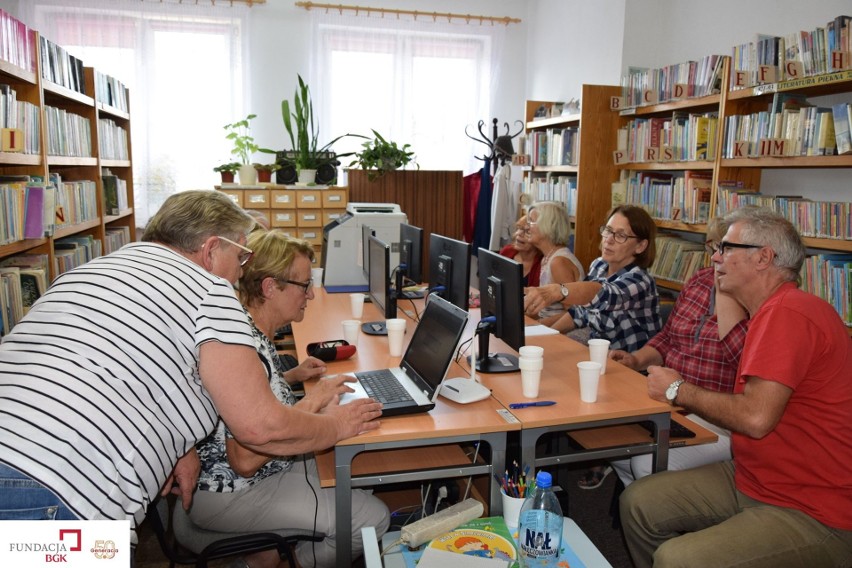 W projekcie bierze udział 20 osób.