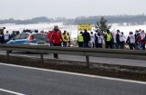 Strajk na Śląsku: około 150 osób blokowało DK 1 w Rzeniszowie [ZDJĘCIA]