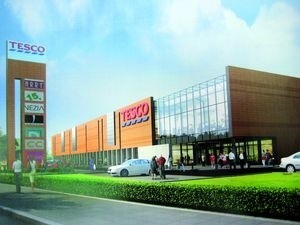 Tesco ma zwolnić kilka tysięcy pracowników.