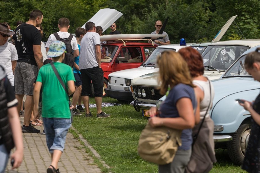 MotoZOO w Gdańsku. Zlot zabytkowych samochodów 22.07.2018