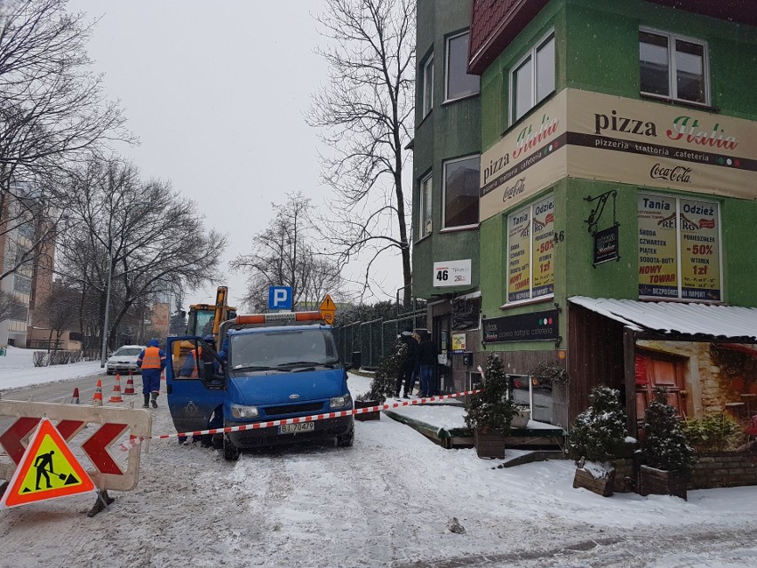 Atak zimy w Białymstoku. Mróz uszkodził rury w centrum...