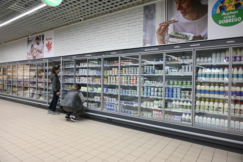 Wielkie otwarcie Auchan w Galerii Korona w Kielcach. Będą promocje i bony zakupowe. Zobacz zdjęcia z wnętrza sklepu oraz film
