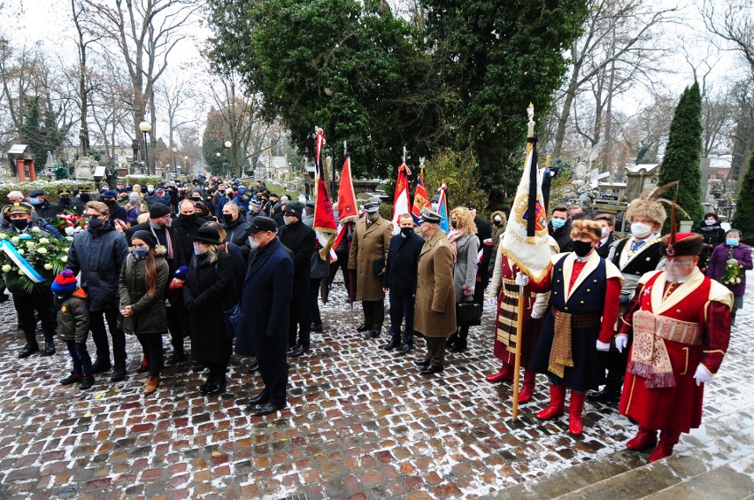 Pogrzeb Stanisława Szuro, żołnierza wyklętego, na cmentarzu...