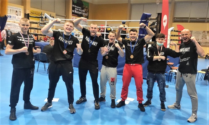 Kickboxerzy z zielonogórskiej Akademii Sportów Walki...