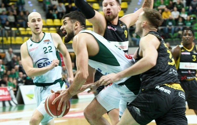 Koszykarze Zastalu Zielona Góra w trudnym sezonie 2023/2024 utrzymali się w Orlen Basket Lidze.