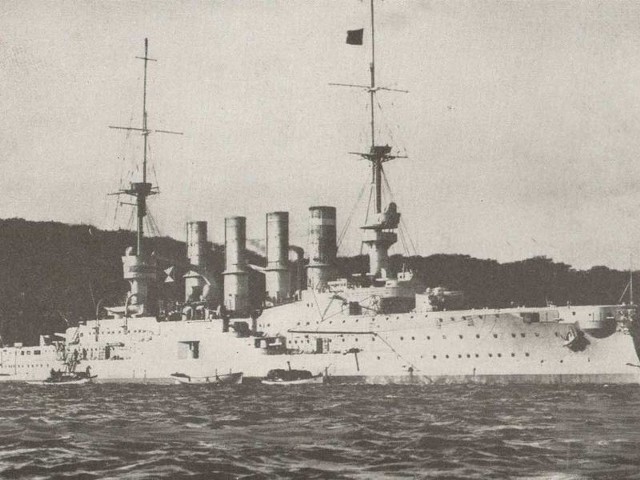 SMS Gneisenau w 1908 roku.