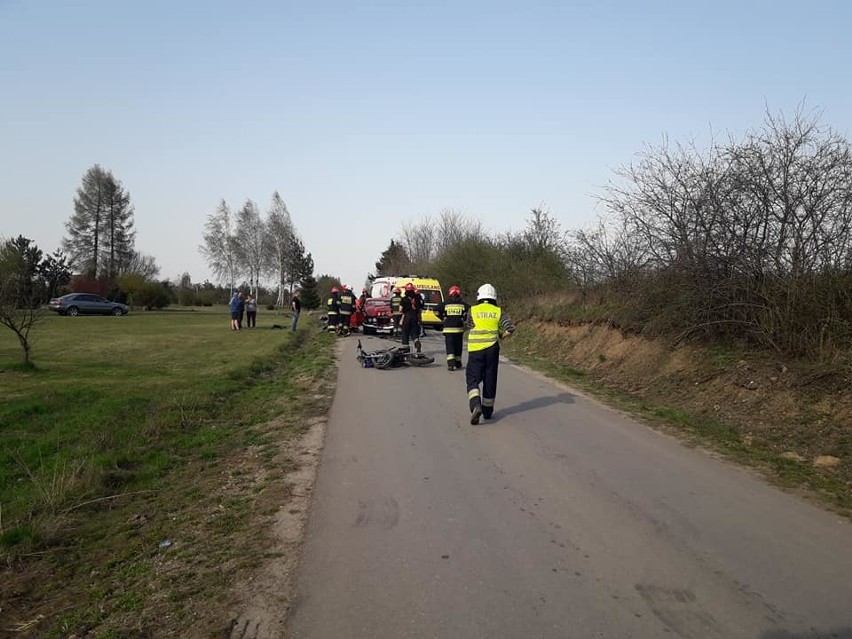 Groźny wypadek w gminie Wierzbica. Motocyklista zderzył się z fiatem w Rudzie Wielkiej