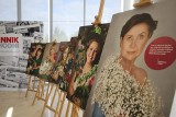 Niezwykły projekt multimedialny "Siła kobieTY" zainaugurowany w Sosnowcu. Rak to nie wyrok. Wystawa pokazuje, że warto walczyć 