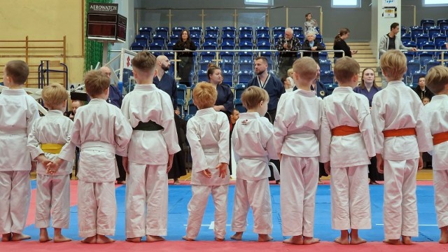 Mali, więksi i zupełnie dorośli karatecy mogli zaprezentować swoje umiejętności podczas Pucharu Pomorza rozgrywanego w Sopocie
