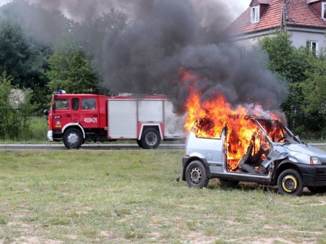 Na dzieci z okazji ich święta w Przybranowie czekał szereg atrakcji, wśród nich pokaz umiejętności strażaków