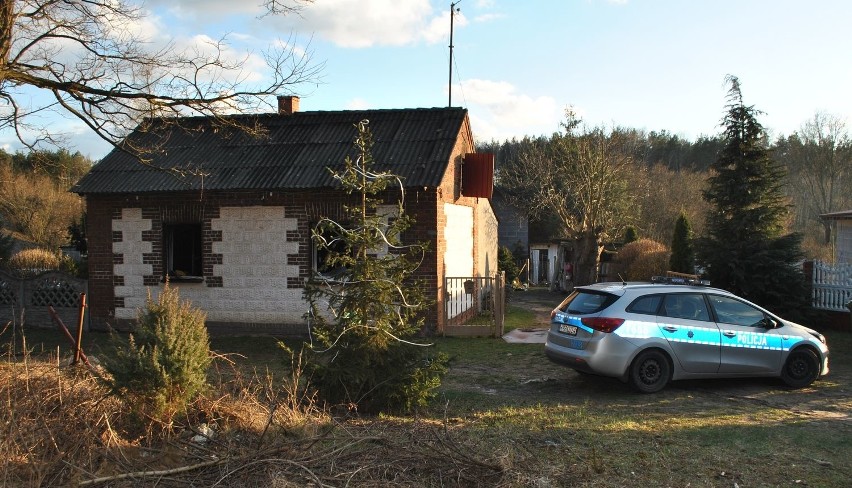 Liczba ofiar pożaru w gm. Galewice wzrosła do trzech. Trwa zbiórka na rzecz rodziny