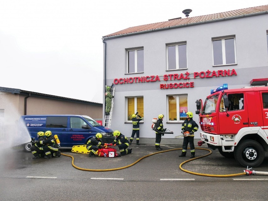 Samochód volkswagen T6 służył strażakom z Rusocic przez rok...