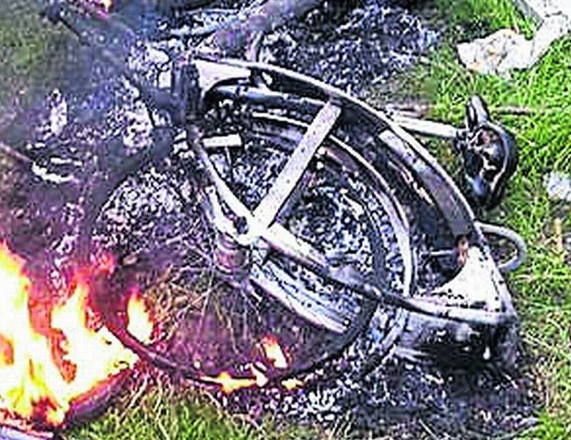 Kolejny rower publiczny spalony!