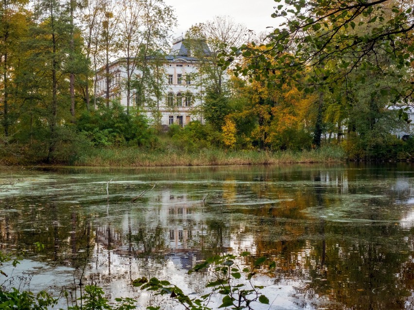 To wyjątkowe miejsce, pełne historii i czaru, świetnie...