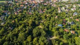 Wieliczka. Za chwilę finał budowy gigantycznego parku na Stoku pod Baranem [ZDJĘCIA]