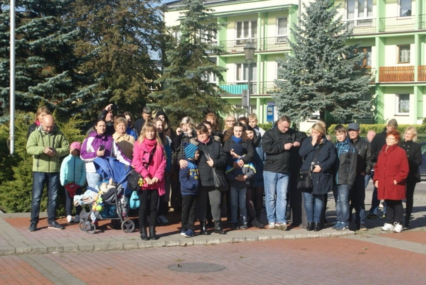 Ślubowanie klasy mundurowej III LO im. L. Szenwalda w...