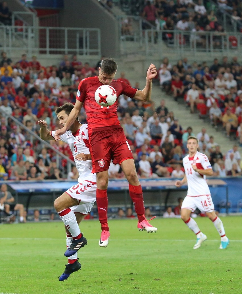 W ostatniej kolejce meczów grupowych Euro U-21 w Tychach...