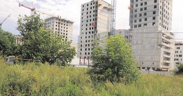 Nowa inwestycja mieszkaniowa w Czyżynach powstaje w okolicy bloków 64 i 64a na os. Dywizjonu 303