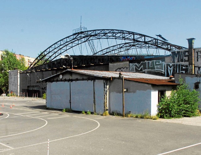 Hangar lotniczy w Czyżynach to dobre miejsce na kino letnie