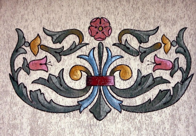 Wzór na ścianieWymalowany na ścianie ornament kwiatowy