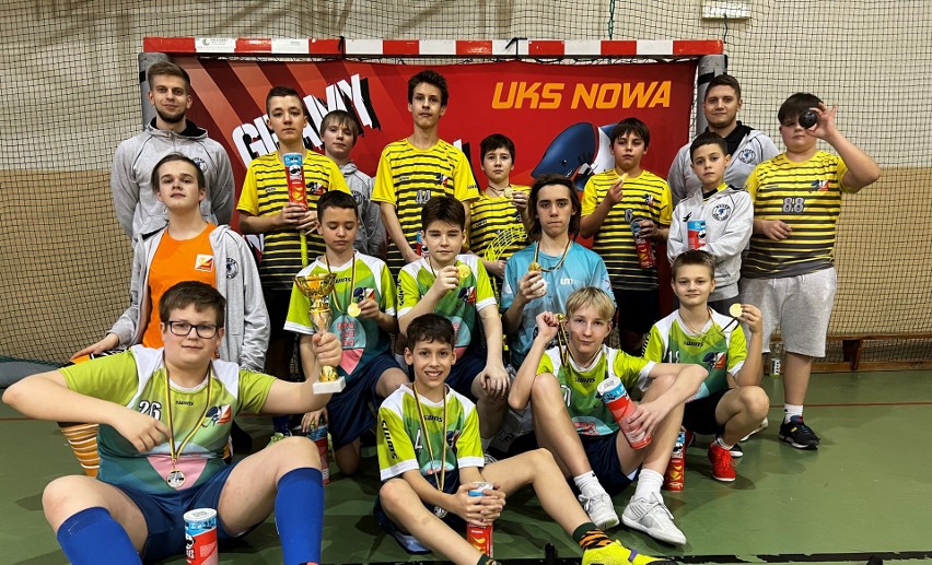 Drużyny UKS Nowa wzięły udział w IV turnieju Łódzkiej Ligi Unihokeja 