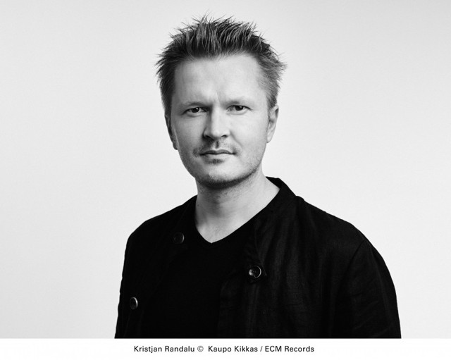 Solistą koncertu  "Cafe Komeda" będzie estoński pianista Kristjan Randalu