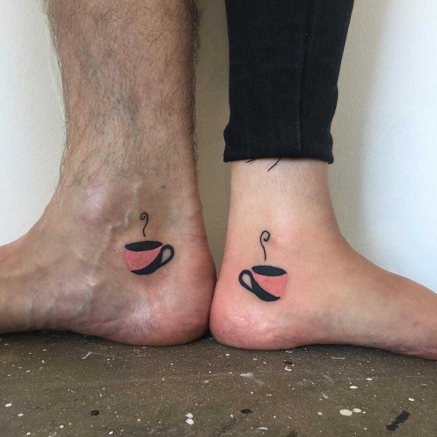Tatuaże dla par robia zawrotną karierę. W ten sposób zdobia...