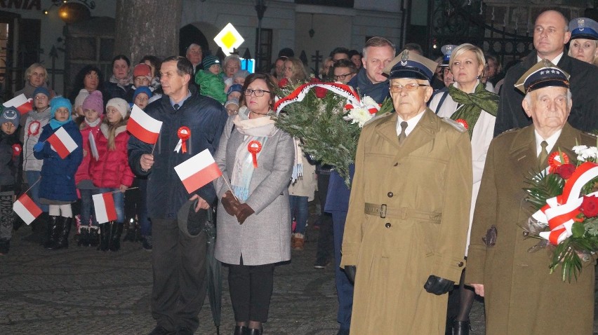 Kłobuck: Świętowali niepodległość idąc ulicami miasta