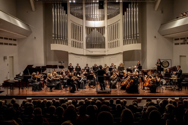 Sinfonietta Polonia pod batutą Cheung Chau gra już 15 lat