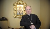 Biskup opolski Andrzej Czaja nadał stu księżom tytuły honorowe. Są nowi radcy duchowni i dziekani honorowi