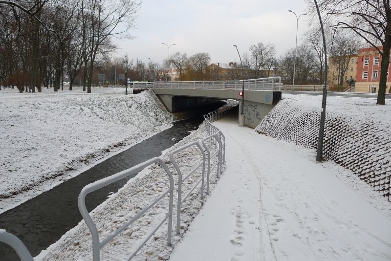 Choć od 12 grudnia ubiegłego roku rowerzyści mogą korzystać...