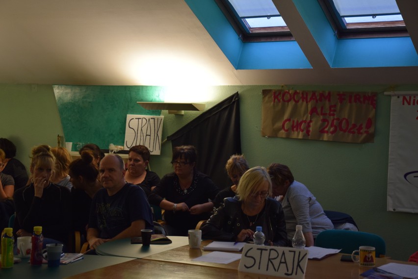 Strajk w Domu Pomocy Społecznej przy ulicy Kontkiewicza...