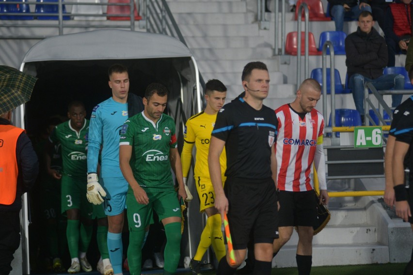 PKO BP Ekstraklasa. Radomiak Radom - Cracovia 0:2. Porażka zielonych po grze w osłabieniu. Zobacz zdjęcia