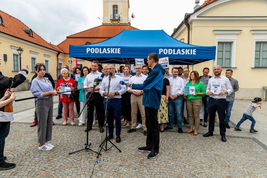 Podlaska Platforma Obywatelska zainaugurowała w sobotę (1...