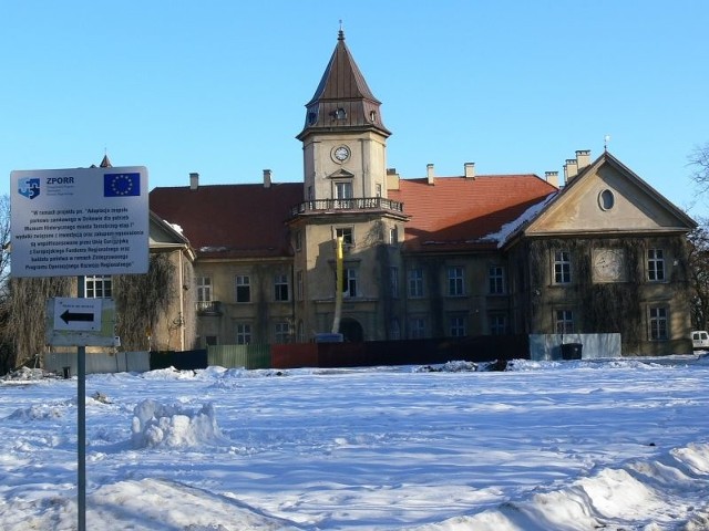 Trzeci etap modernizacji zamku dzikowskiego kosztować będzie 6 milionów złotych.