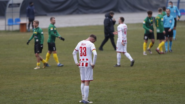 Resovia Rzeszów przegrała w sobotę na koniec rundy z GKS-em Jastrzębie 1:2 [RELACJA]