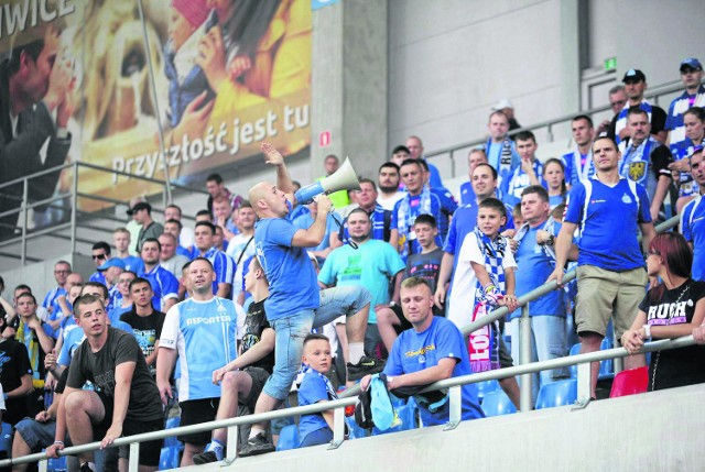 Kibice Ruchu w sile 999 osób dopingowali swój zespół w Gliwicach w meczu z FC Vaduz. Powtórka z rozrywki czeka ich w niedzielę. Natomiast mecz z 4. kolejki z Wisłą został przeniesiony do Krakowa