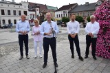 "Kierunek Przyszłość" w Małopolsce. Parlamentarzyści Koalicji Obywatelskiej przemierzając cały kraj dotarli do Oświęcimia  AKTUALIZACJA